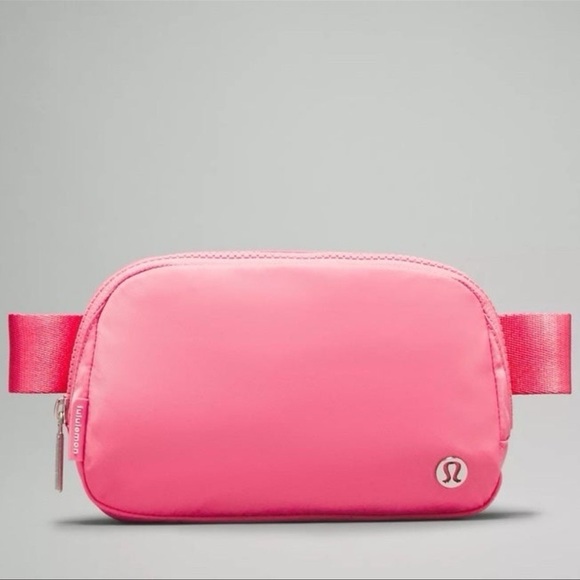 lululemon athletica Handbags - Lululemon Everywhere Belt Bag Sakura Pink Crossbody Bag Nwt